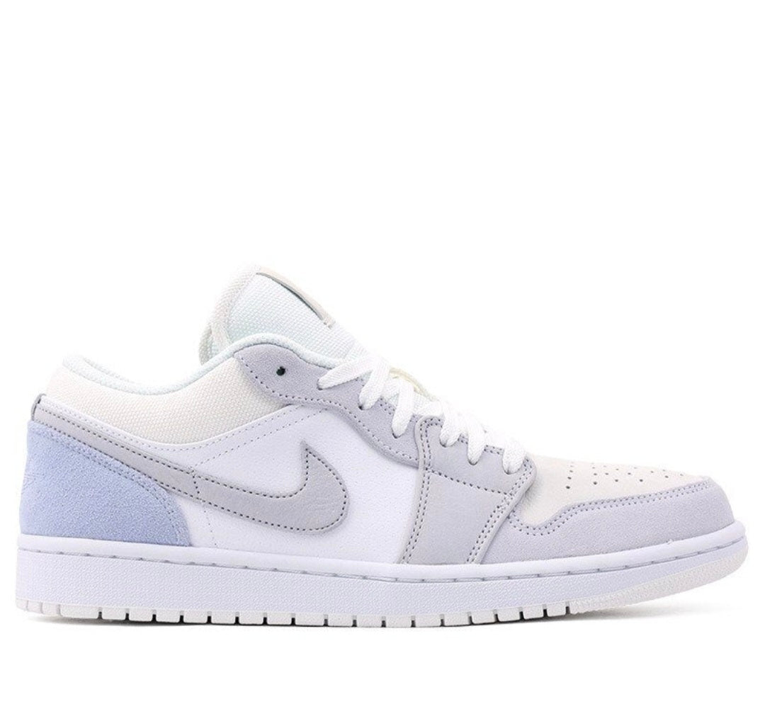 Air Jordan 1 Low ‘Paris’ sneakers